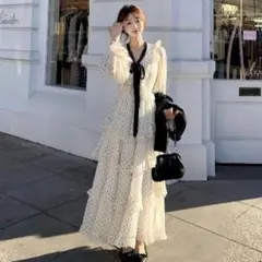 ビッグリボンドット柄ティアードワンピース