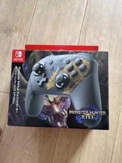 Nintebdo Switch Proコン　モンスターハンターライズエディションのサムネイル