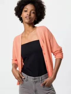 ユニクロ　ライトＶネックカーディガン サイズＬ