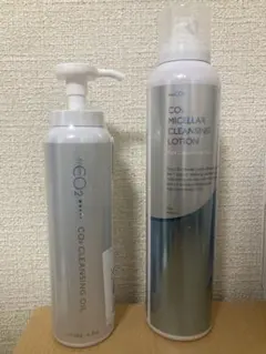 From CO2 炭酸泡クレンジングオイル 120g 2本セット - メルカリ
