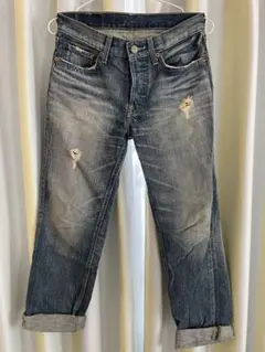 Levi's ダメージ加工デニム