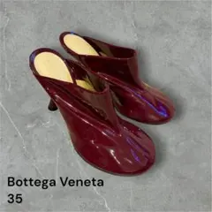 Bottega Veneta パテントレザー ミュール 35