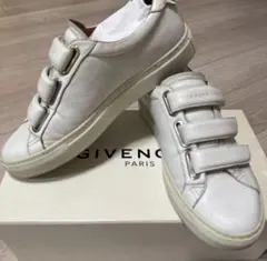 Givenchy ホワイト スニーカーのサムネイル