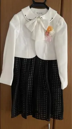 フォーマルスーツ（女の子）