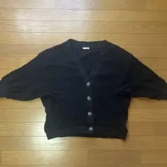 黒い五分袖Vネックカーディガン