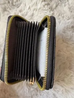 本革 ブラック キルティング カードケース1点断捨離