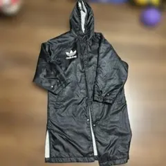 adidas 黒ロングベンチコート フード付き140