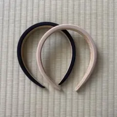 韓国風 黒とベージュのヘアカチューシャ2個セット