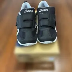 asics キッズ スニーカー 黒/白　19