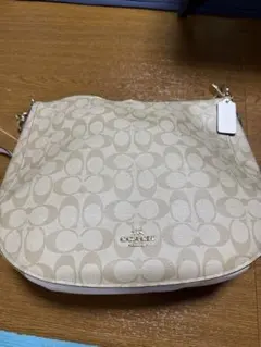 COACH ショルダーバッグ ベージュ ロゴ