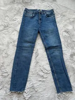 Zara ザラ　スキニーデニム ジーンズ　デニム