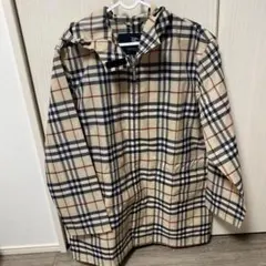 美品　BURBERRY バーバリー ノバチェック ジャケット フード付き 40のサムネイル