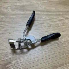 ビューラーのサムネイル