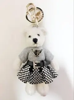 PRADA プラダ Teddy テディベア キーチェーン チャーム - メルカリ