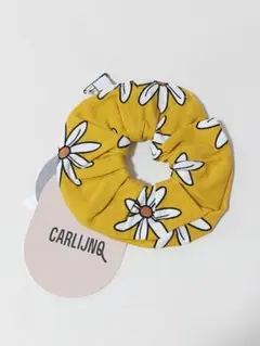 【最終価格】CarlijnQ 新品　カーラインク シュシュ ヘアアクセサリーのサムネイル