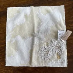 Paul & Joe 花柄タオルハンカチ