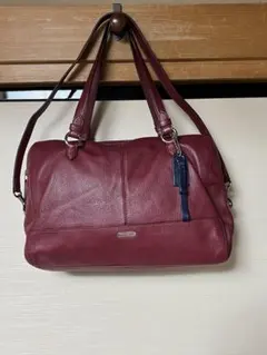 COACH未使用近い2wayバーガンディ レザー ショルダーバッグ多機能大容量