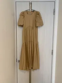 新品未使用　ZARA パフスリーブ　ロングワンピース