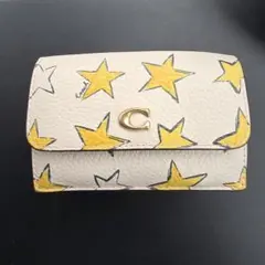 COACH　エッセンシャル ミニ トライフォールド ウォレット・スター プリント