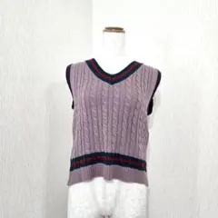 titty&Co. ケーブルニットベスト ラベンダー×ネイビーライン（F）