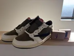 Travis Scott × Nike Air Jordan 1 Lowのサムネイル