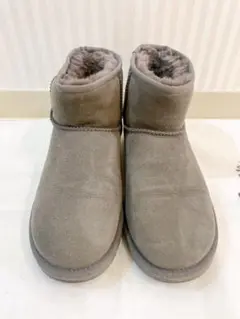 【極美品】アグ UGG ムートンショートブーツ　グレー　24