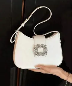 シーイン　ホワイト ビジュー　ショルダーバッグ