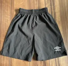 umbro ブラック ハーフパンツ 140