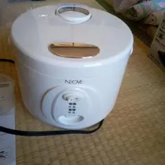 NEOVE 炊飯器 本体 3合炊き ホワイトのサムネイル