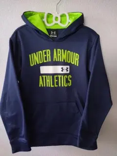 Under Armour パーカー ネイビー　160