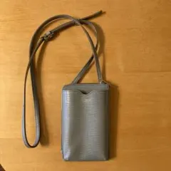 ヴィオラドーロ/スマホショルダーバッグ　牛革　ブルーグレー未使用に近い