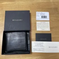 黒の二つ折り財布　ブルガリ　BVLGARI 箱付のサムネイル