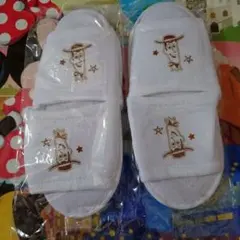 トイ・ストーリーホテル　使い捨てスリッパ　ルームシューズ　アメニティ　２足セット