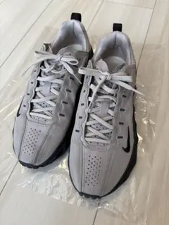 Nike エイバローバー スニーカー