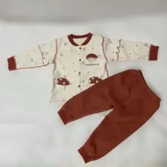 フリースパジャマの上下セット 90cm