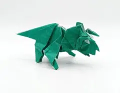 トリケラトプス 紙粘土造形 恐竜オブジェ - メルカリ