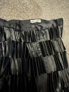 ISSEY MIYAKE プリーツロングスカート ブラックMのサムネイル
