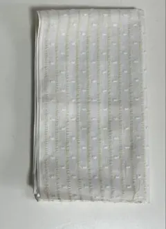 サッカー生地　クリーム地ストライプ柄　はぎれ　90㎝巾約65㎝