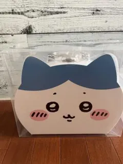 ハチワレ　トランクケース