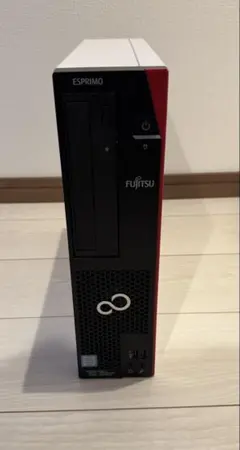 Fujitsu ESPRIMO D588/TX i3 8GB 256GB - メルカリ
