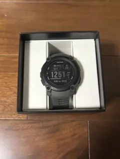 美品 ガーミン Instinct E 40mm Black/Charcoal