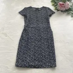 美品♡アニエスベー　モノトーン　ひざ丈ワンピース　ハーフジッパー　伸縮性素材