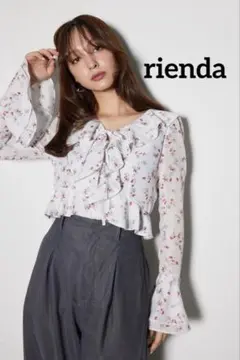 k0109 rienda フロントフリルフラワーブラウス ライトグレー