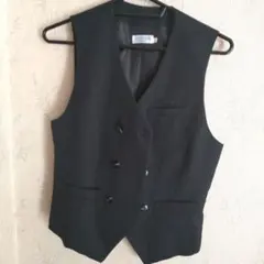 新品　黒 ダブルボタンベストとタイトスカート