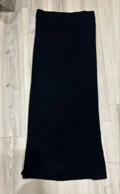 ブラック タイトスカート　リブニットスカート　黒ロングスカート
