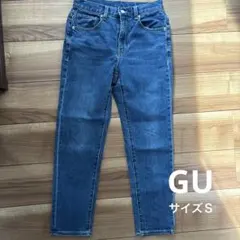 GU スリムテーパードアンクルジーンズ