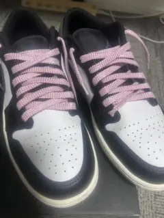 ナイキ スニーカー エアジョーダン1 Lowホワイト/ブラック