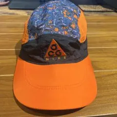 Item thumbnail for item d2703651-b5a0-4a63-a618-7869a39ccd17