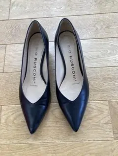 FABIO RUSCONI ブラック ポインテッドトゥパンプス