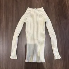 fifth アイボリー リブ編みニット